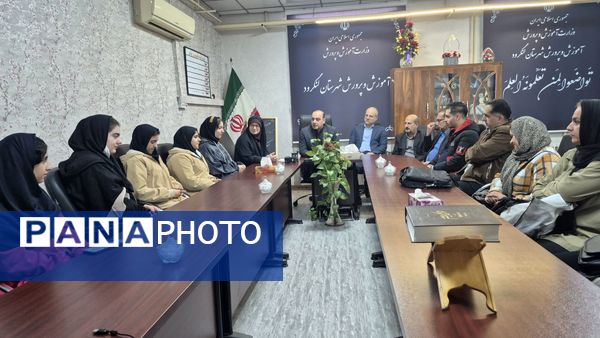درخشش دختران کتاب‌نوش لنگرود در مسیر همایش کشوری