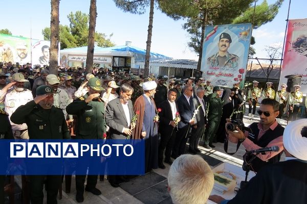 آیین غبارروبی و گلباران مزار شهدا شهرستان بجنورد 