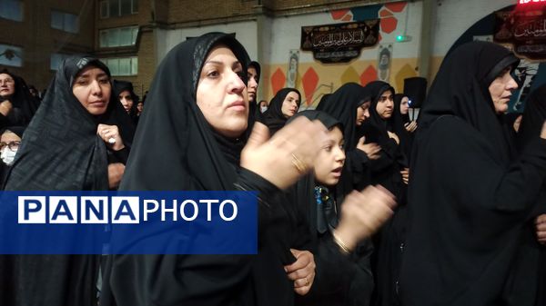 اجتماع عظیم فاطمیون در سالن شهدای شهرداری مشهد مقدس 