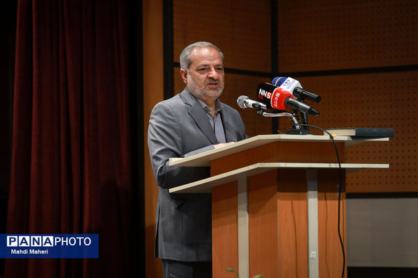 آیین استقبال از نو دانشجو معلمان دانشگاه تربیت دبیر شهید رجایی