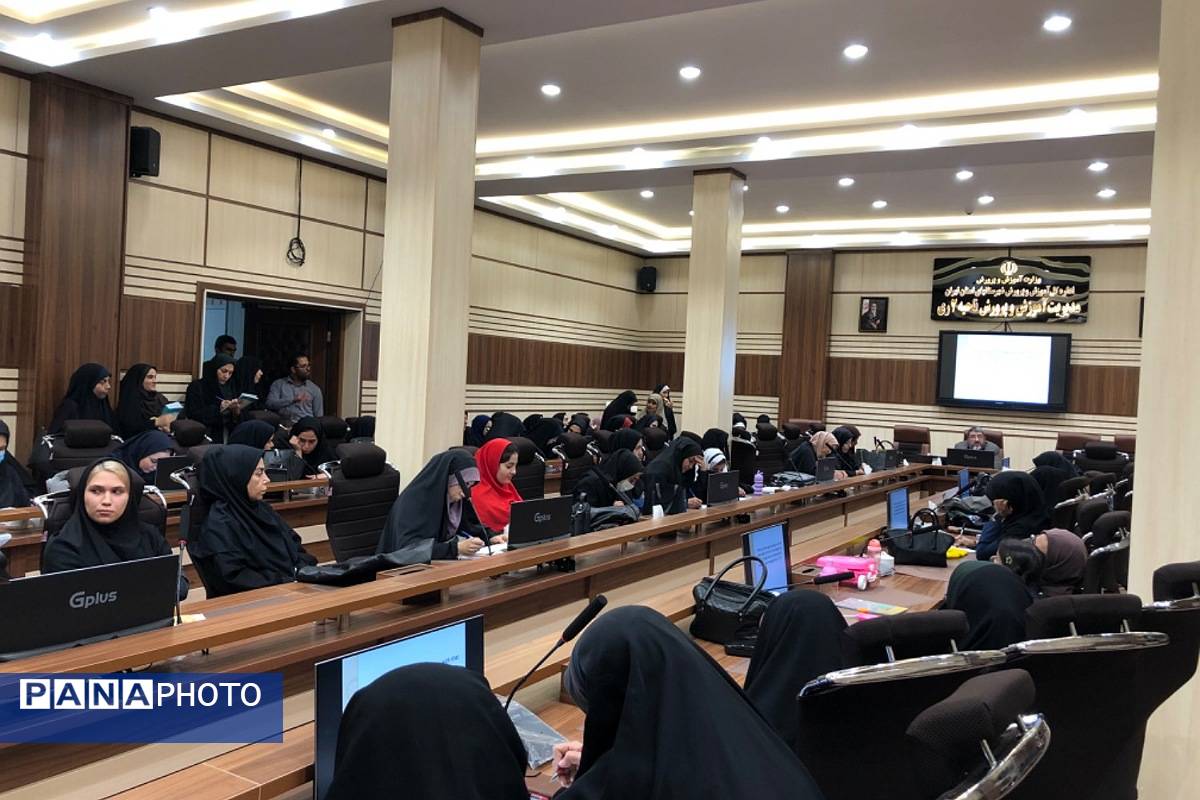 برگزاری کارگاه آموزشی با موضوع جهاد تبیین در ناحیه دو شهرری