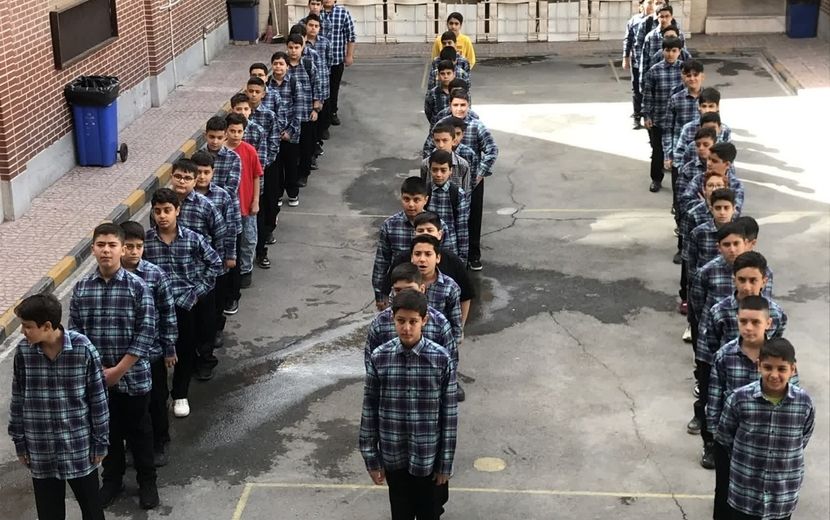 آغاز سال تحصیلی در مدرسه شهدای مدافع حرم با حضور مسئولان، جشن و کلاس توجیهی