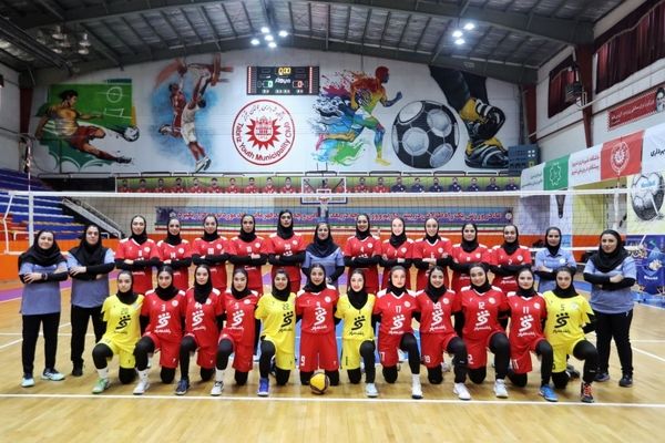 گام بلند بیرون از خانه دختران مقاومت شهرداری در لیگ برتر بانوان