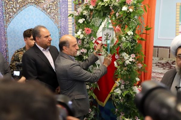 آیین نواخته شدن زنگ نماز در مدارس آذربایجان شرقی با حضور معاون آموزش متوسطه وزارت آموزش و پرورش