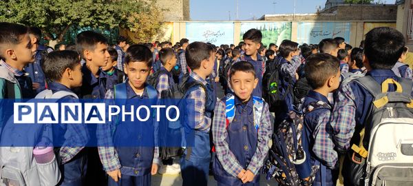 جشن آغاز سال تحصیلی جدید در مدرسه شهدای فرهنگی شهرستان شیروان