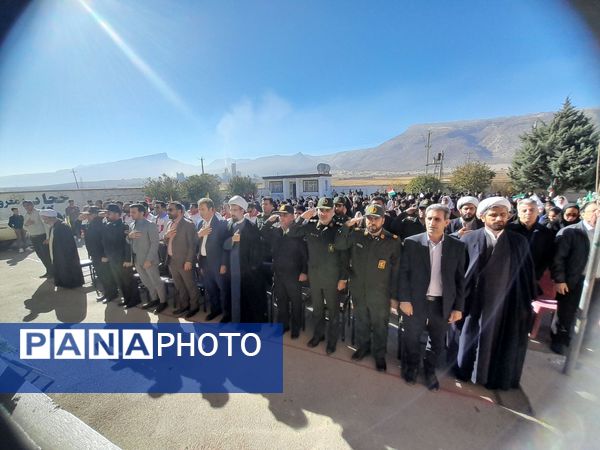 آنان که گمنامند زهرایی تبارند