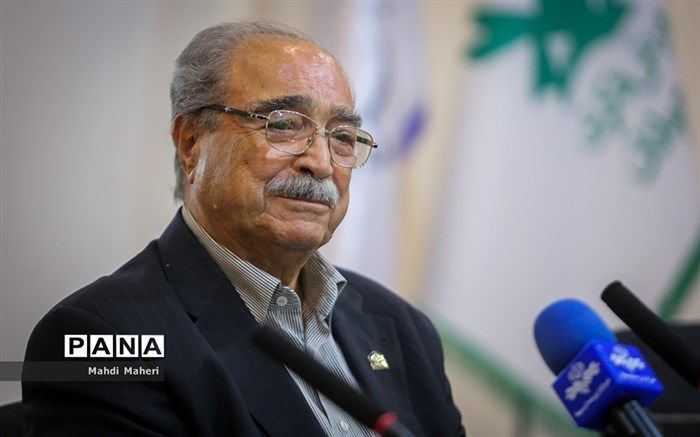 همگان در نهضت توسعه عدالت آموزشی با رئیس‌جمهور پزشکیان همراه شویم تا لبخند بر چهره فرزندان این سرزمین بنشانیم