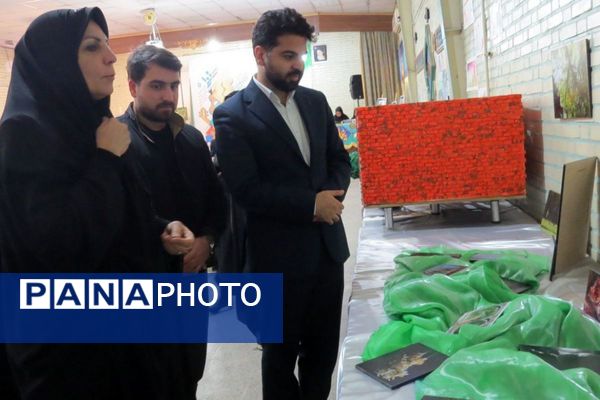 افتتاحیه هفته ماها و جشنواره فرهنگی هنری امید فردا