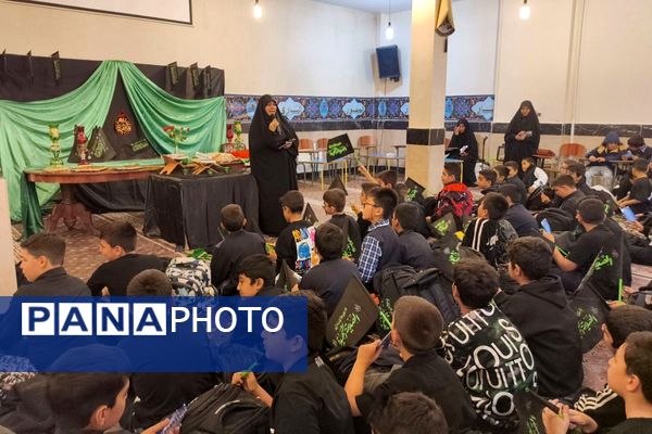 مراسم عزاداری نوگلان فاطمی در دارالقرآن حجت الاسلام قرائتی