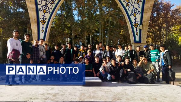 غبارروبی مزار مزار شهید دانش آموز اردوگاه شهید رجایی باغرود