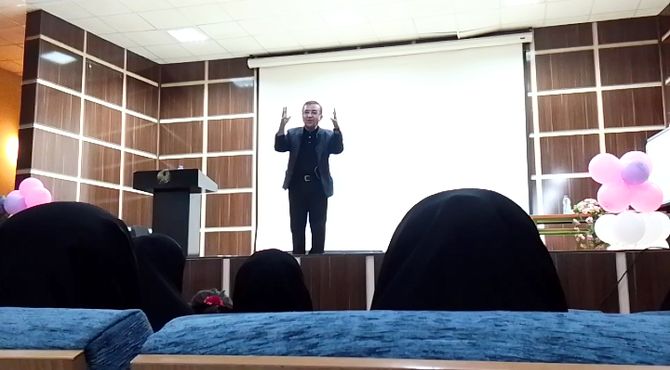همایش بزرگ روز دختر با عنوان «دختران امروز، مادران فردا» در شهرستان دیواندره