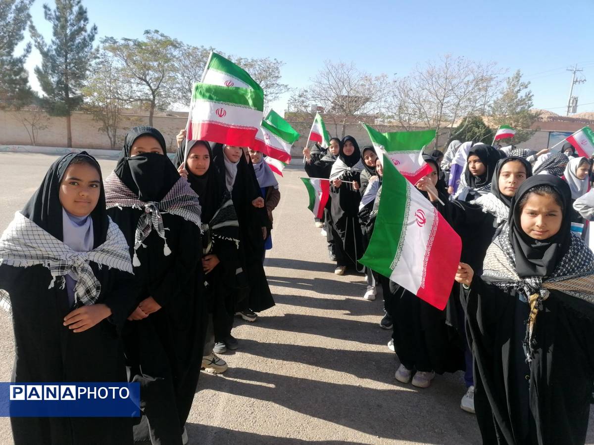 گرامیداشت ۱۳ آبان ماه ویژه دانش آموزان مدرسه تکتم خلیل آباد