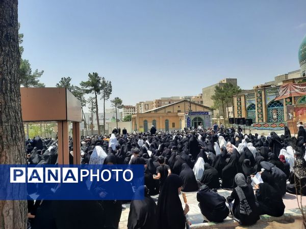 خیل عاشقان حسینی در مسیر جاماندگان اربعین رباط کریم