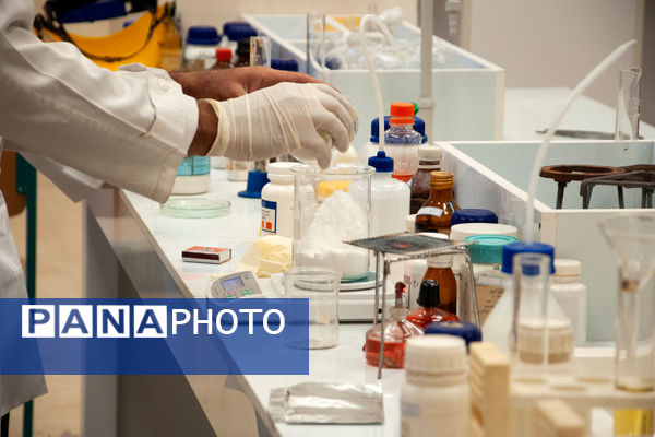 کارگاه استانی<طراحی آزمایش‌های جذاب و کاربردی>ویژه دبیران شیمی 