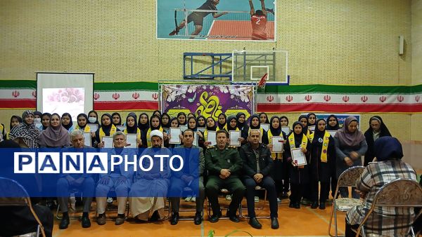 جشن میلاد حضرت فاطمه زهرا (س) در آموزشگاه‌های عصمت و هاجر جوکار