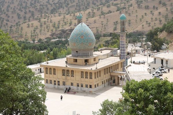 امامزاده محمود جاذبه گردشگری، مذهبی دنا