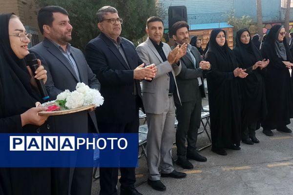 افتتاحیه جشنوارهی بازیهای مهارتی-ورزشی در مدرسه زهرهوند قرچک