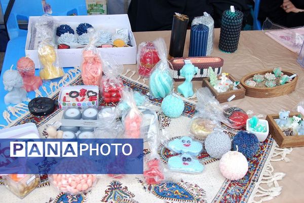 افتتاح نمایشگاه دهه ولایت در بوستان زیتون شهر قیامدشت