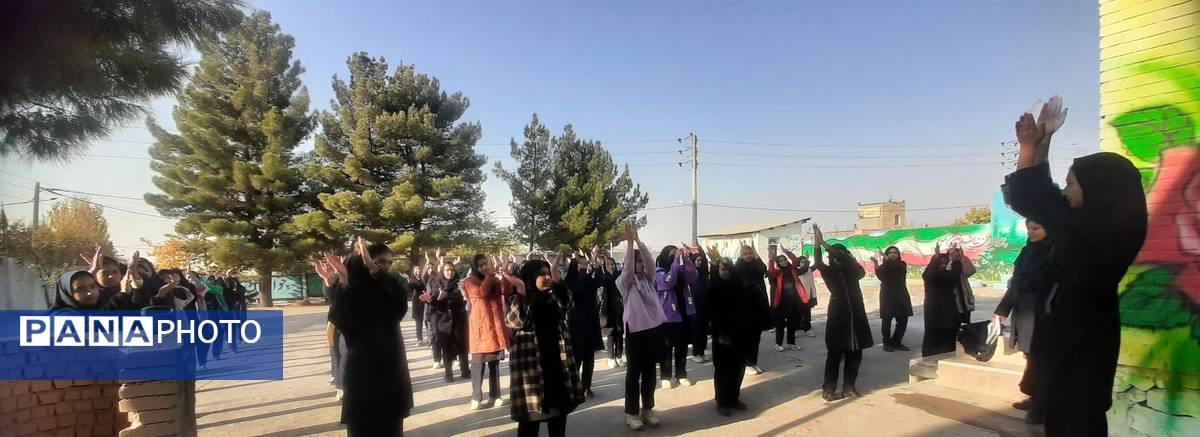 صبحگاه دبیرستان دخترانه دوره اول پروین اعتصامی  روستای انداد