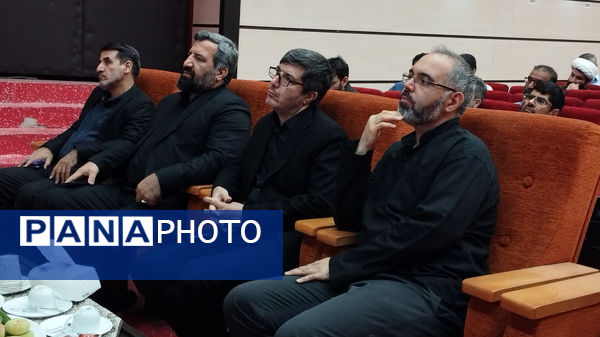 برگزاری جلسه مدیران مدارس منطقه ۱۴ 