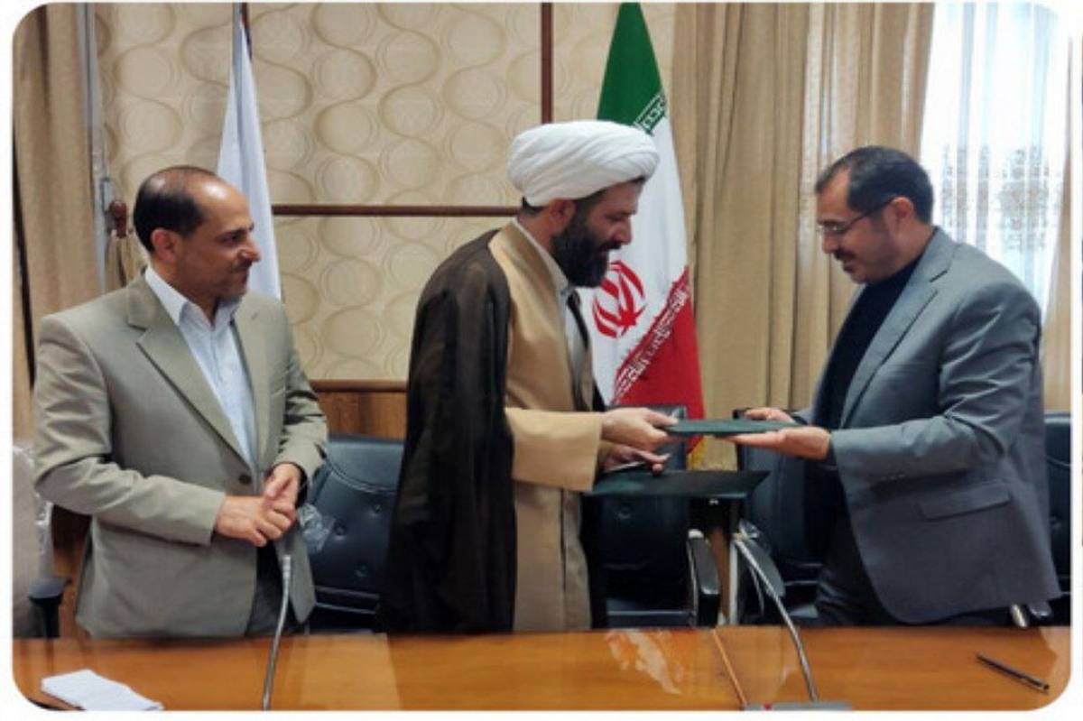 تفاهمنامه همکاری آموزش و پرورش و کانونهای فرهنگی هنری مساجد همدان امضا شد