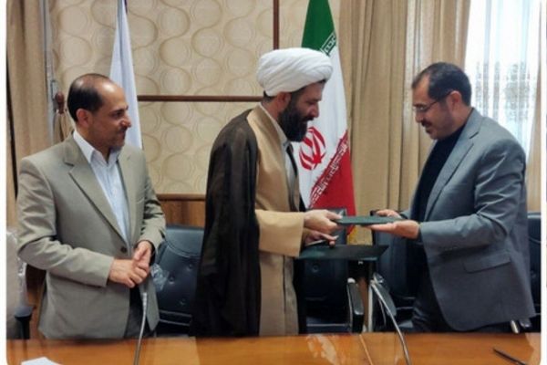 تفاهم‌نامه همکاری آموزش و پرورش و کانون‌های فرهنگی هنری مساجد همدان امضا شد