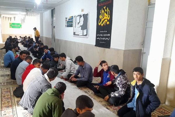 مراسم دهه فاطمیه در هنرستان خوارزمی 