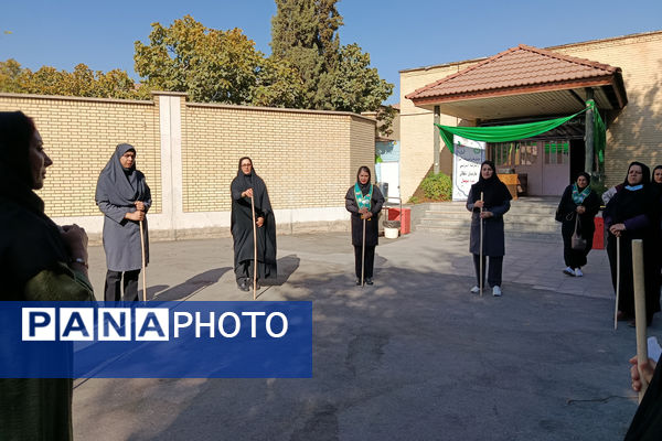 دومین جلسه کارگاه آموزشی ویژه مربیان پیشتاز ناحیه ۴ شیراز 