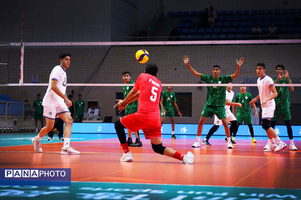 مسابقات دانش‌آموزی والیبال زیر ۱۵ سال قهرمانی جهان (ایران - عربستان)