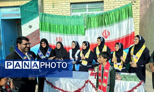 موج کتاب در مدارس روستایی؛ از هدیه‌ ۲۰۰ جلدی تا اشتیاقی برای مطالعه