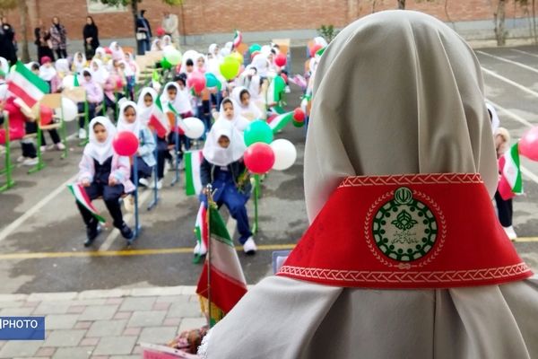 طلوع «شکوفه‌های مقاومت» در مدرسه خیرساز اسکو