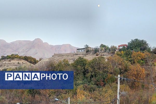 تصاویر زیبا از پاییز رنگارنگ در شهر دار السادات بار نیشابور 