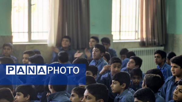 رقابت‌های هیجان‌انگیز مچ‌اندازی در دبیرستان شهید فلاحتی