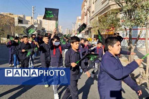 آیین عزاداری نو گلان فاطمی؛ از مسیر مدرسه میثاق تا مسجد امام حسن مجتبی (ع) فشافویه