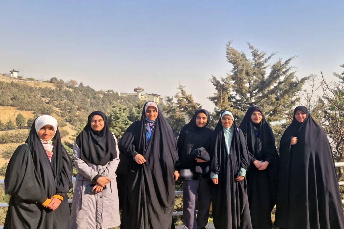 افتخارآفرینی دانش‌آموزان دختر استان کرمان در مسابقات کشوری قرآن کریم