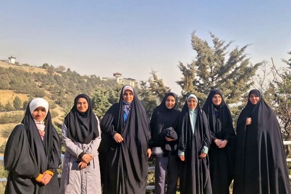 افتخارآفرینی دانش‌آموزان دختر استان کرمان در مسابقات کشوری قرآن کریم