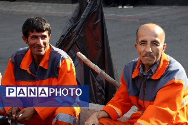 پای‌برهنه،در مسیر عشق