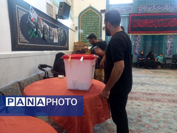 غیرت و همدلی مردم مشهد در انتخابات ریاست‌جمهوری