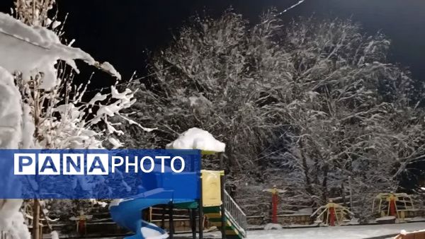 بارش اولین برف پاییزی در روستای نورآباد شازند