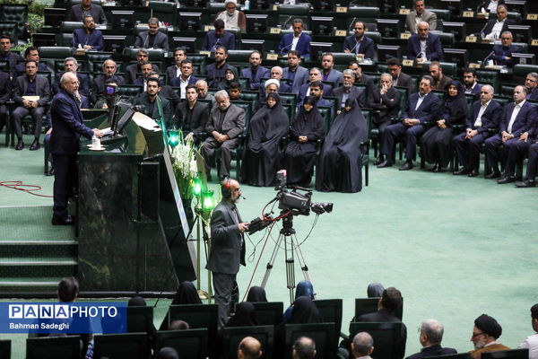 مراسم پاسداشت شهدای خدمت در مجلس