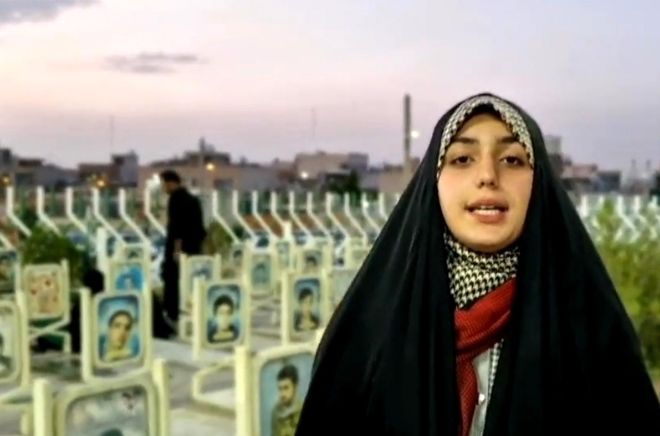 هم‌صدایی دانش آموز خبرنگاران پانای اصفهان در گلستان شهدا؛"ایران پاینده و پیروز"


