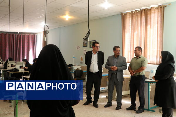 بازدید از کارگاه طراحی دوخت هنرستان ثمین