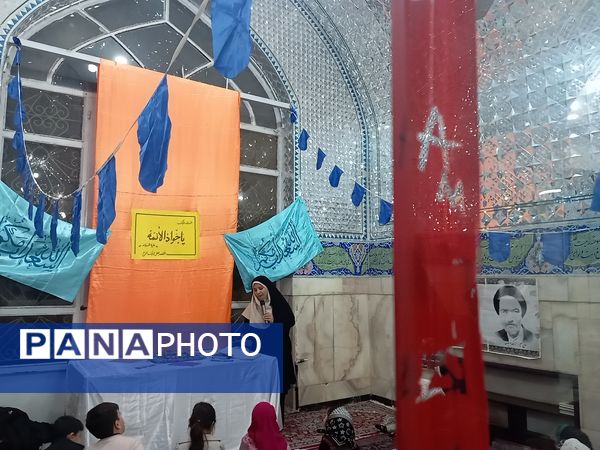 اجرای برنامه هایی زیبا و شاد برای کودکان در شهرستان کاشمر 