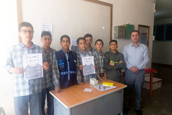 انتخابات همیار مشاور در مدرسه شاهد انقلاب آباده