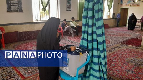 برگزاری چهاردهمین دوره انتخابات ریاست جمهوری در روستای تاج آباد شهرستان داورزن 