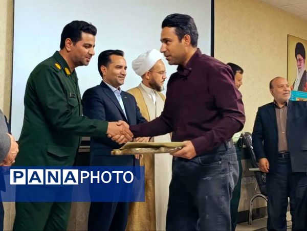 تجلیل از ۲۱ شرکت تعاونی فعال شهرستان خلیل‌آباد به مناسبت هفته تعاون