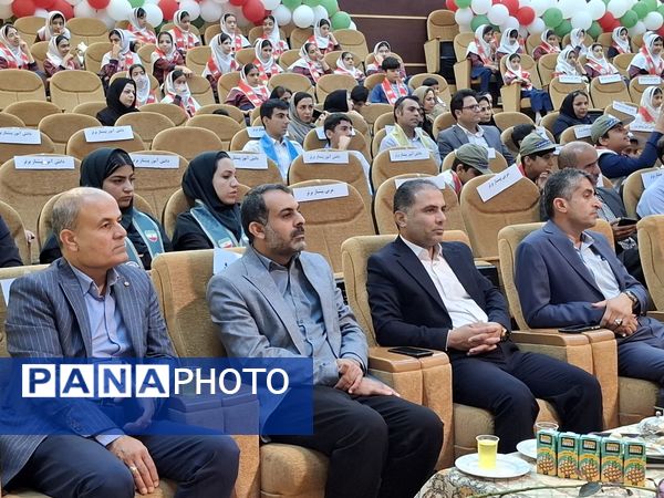 همایش تجلیل از مربیان و دانش‌آموزان پیشتاز برتر شهرستان جم 