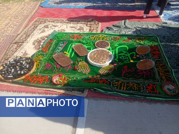 مراسم تشییع شهید گمنام در دبیرستان فرزانگان میناب