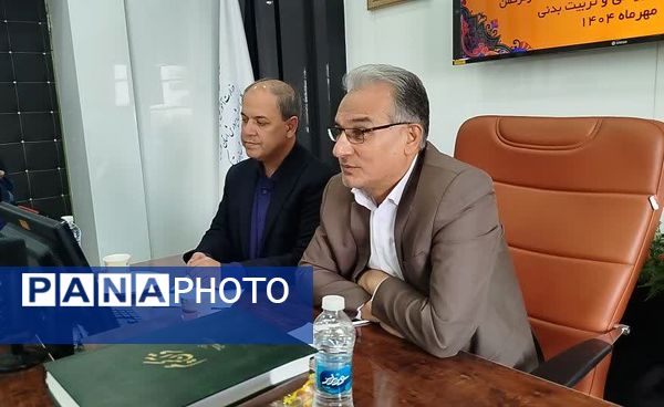 شورای دانشآموزی پل ارتباطی مؤثر میان دانشآموزان و مدیران
