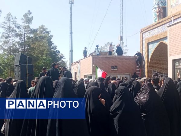 تشییع باشکوه پیکر شهدای مبارزه با اسرائیل در کاشان